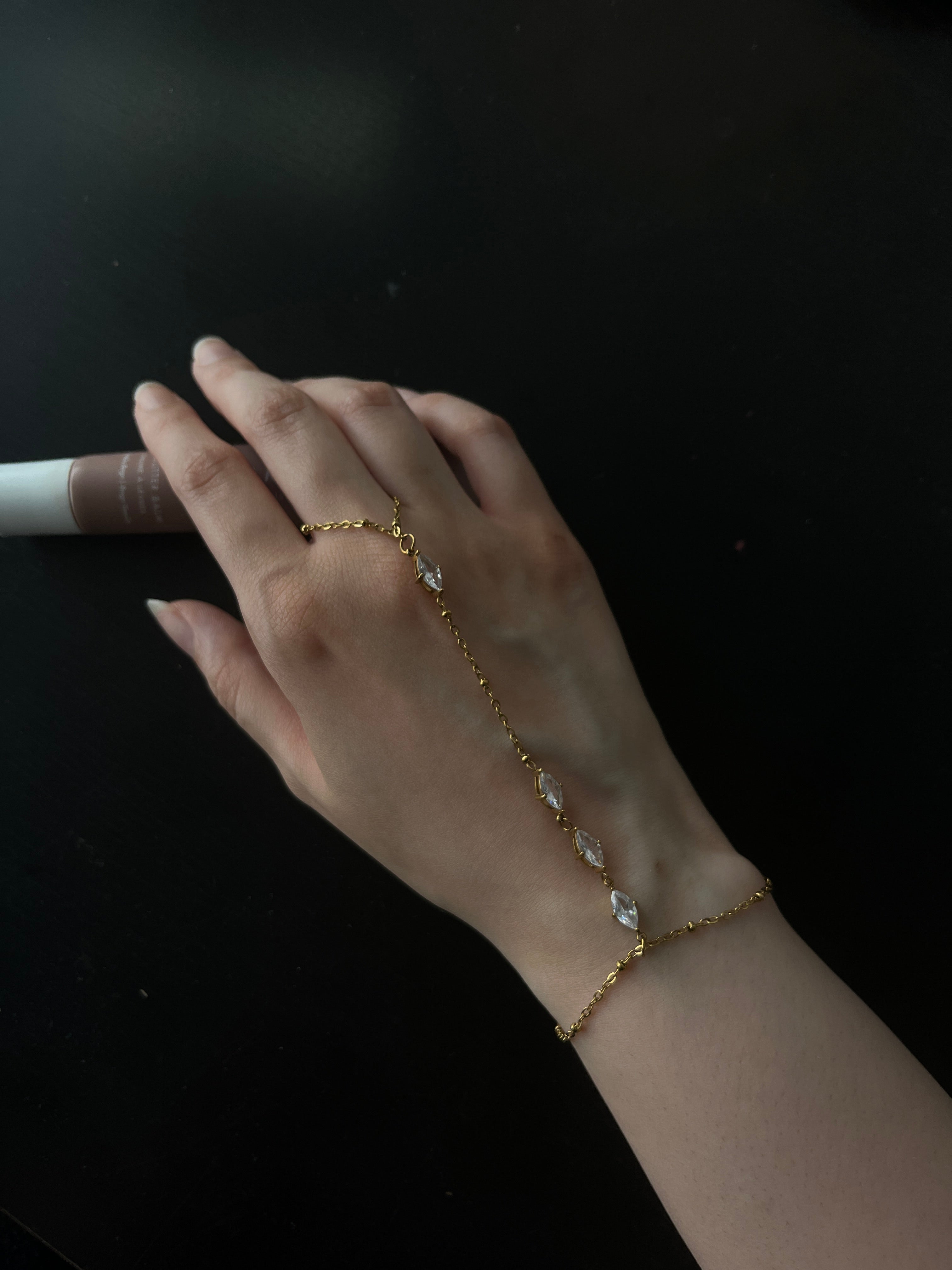 Monaco Hand Chain